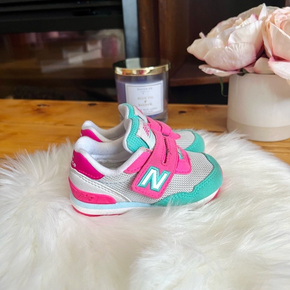 New Balance Other - New Balance Toddler Girl Shoes Sz 5